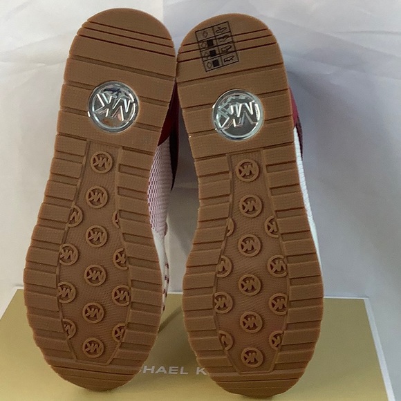 COPY - NWT Michael Kors Shoes - Picture 7 of 8